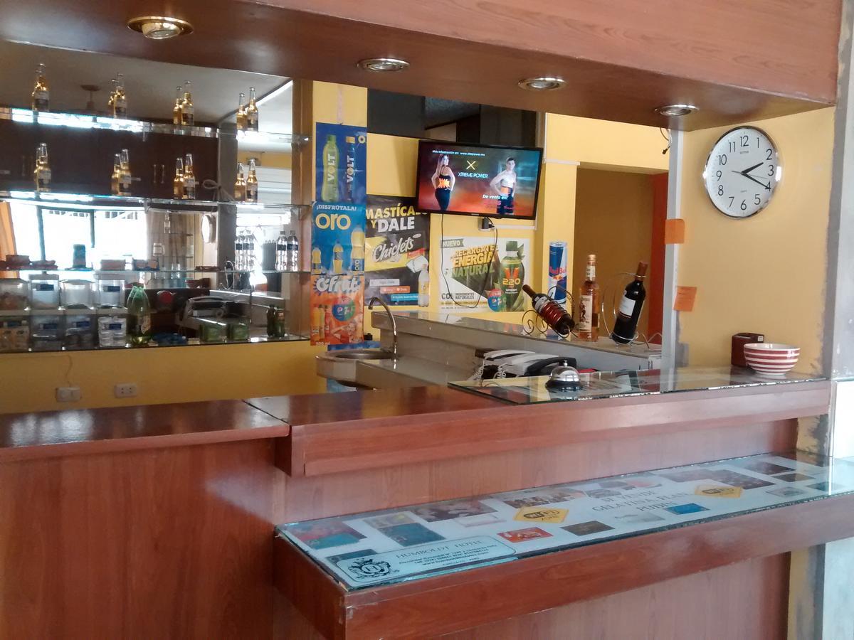 Hotel Humboldt 齐克拉约 外观 照片